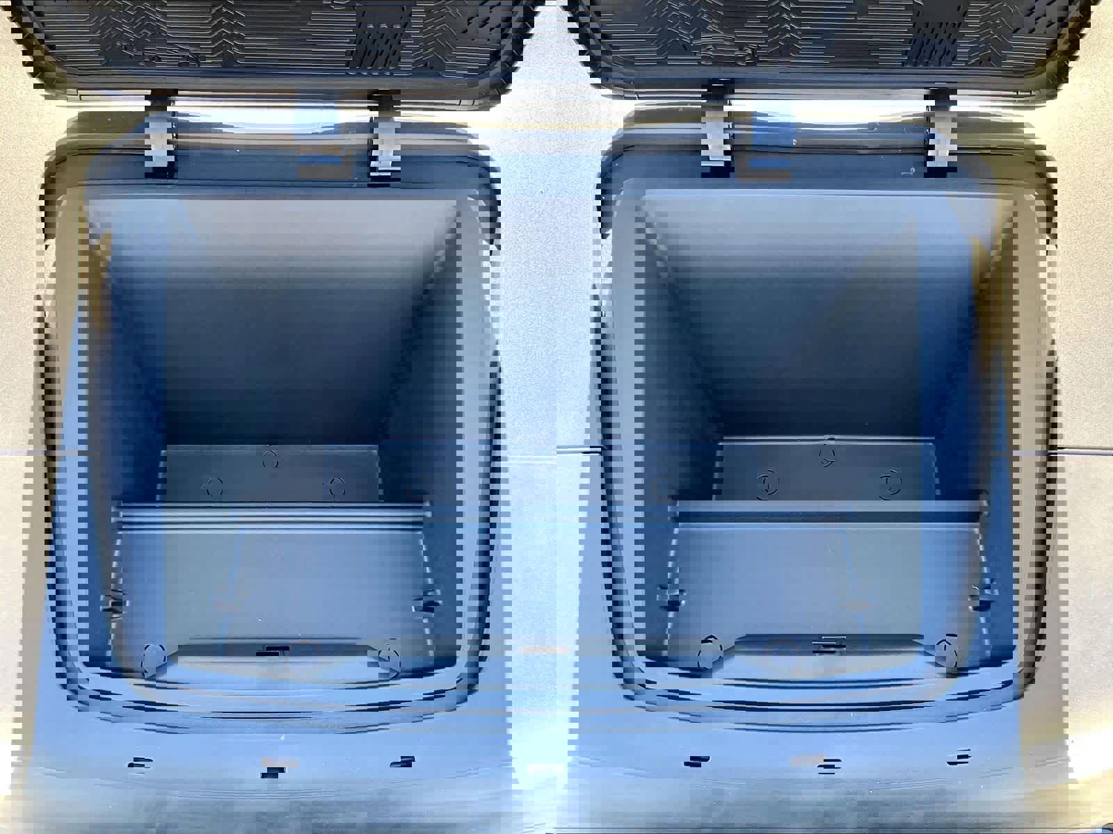 New 2026 Volvo EX30 Plus w/ Climate Package image 32