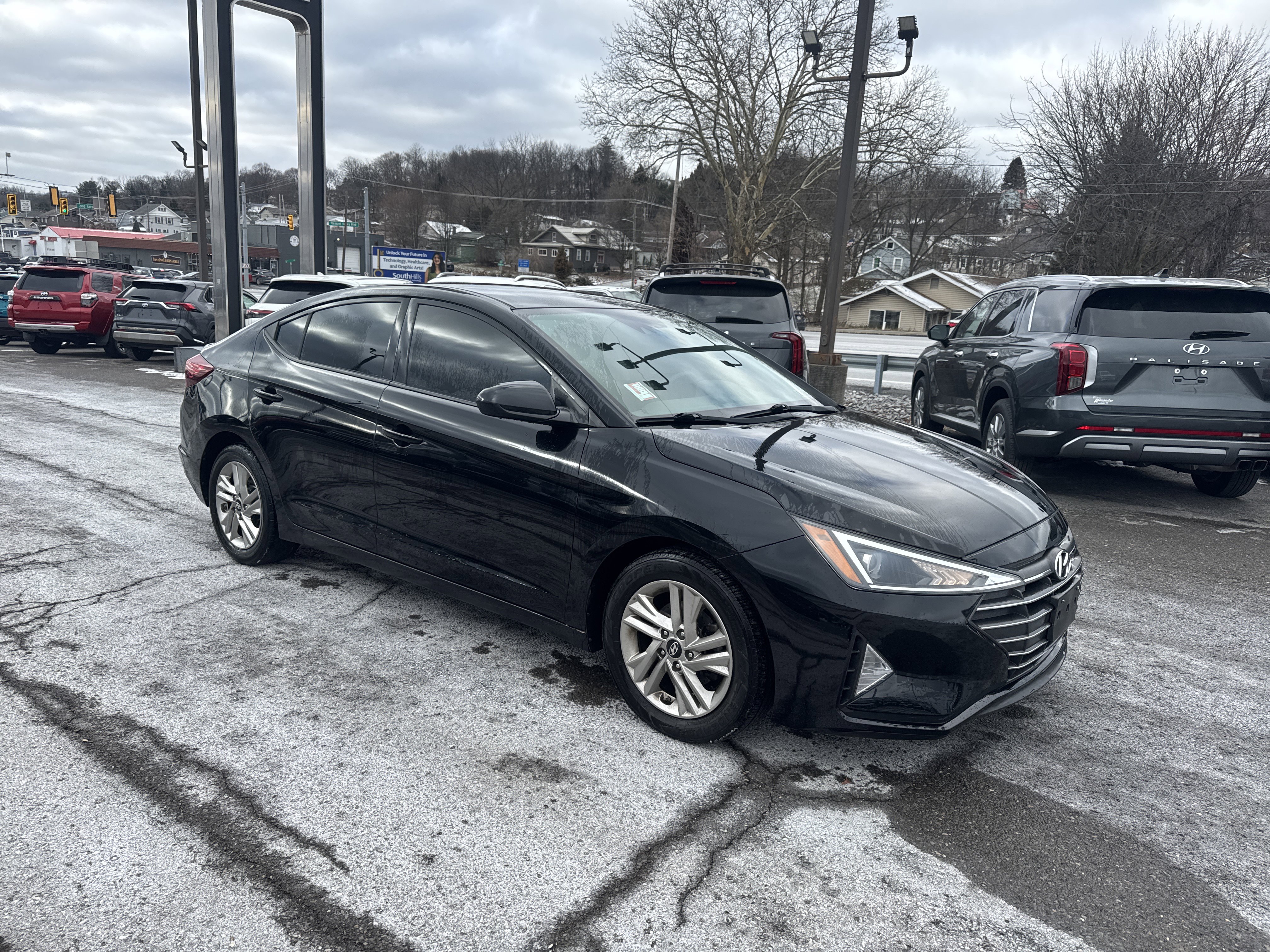 Used 2019 Hyundai Elantra SEL w/ Cargo Package