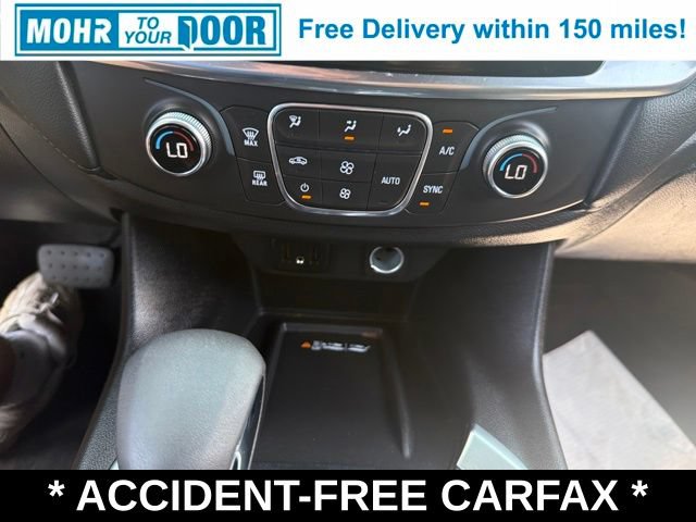 Used 2022 Chevrolet Traverse LT FWD image 26