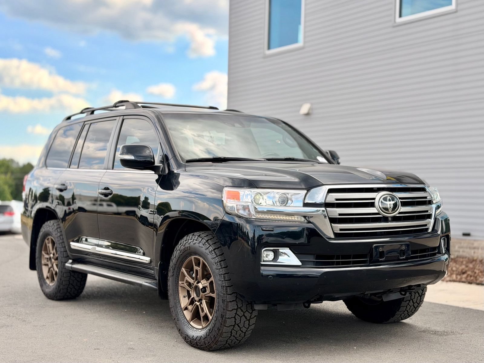 Used 2020 Toyota Land Cruiser AWD/4WD image 4