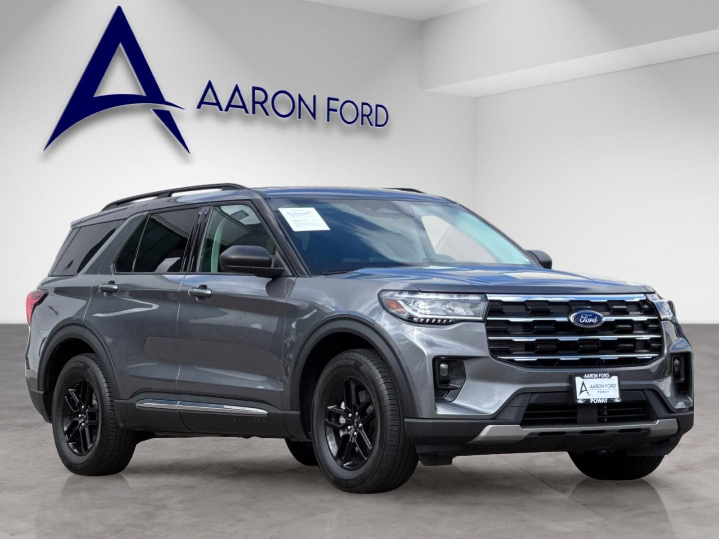 Used 2025 Ford Explorer Active w/ Active Comfort Package image 7