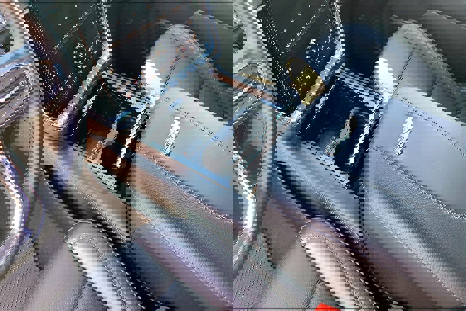 Used 2025 GMC Yukon Denali image 17