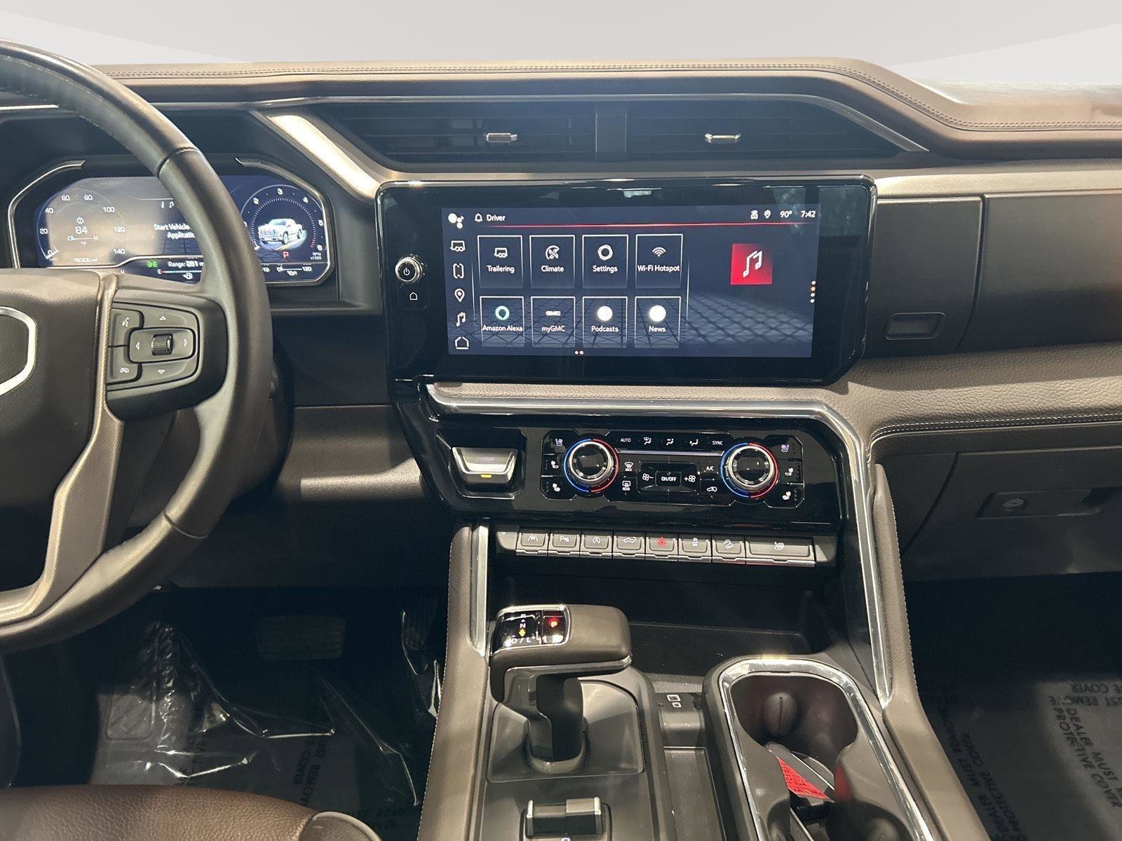 Used 2024 GMC Sierra 1500 Denali w/ Technology Package image 16