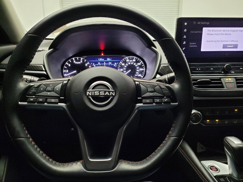 Used 2023 Nissan Altima 2.5 SR w/ SR Premium Package image 22