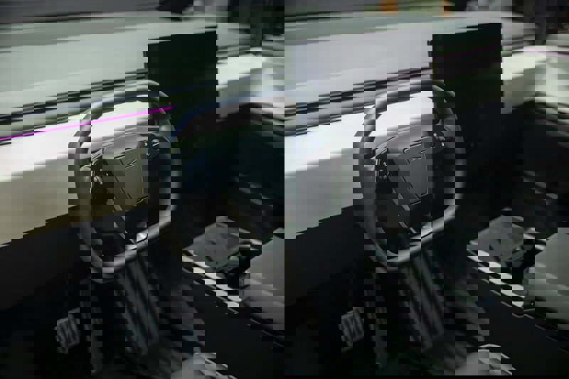 Used 2024 Tesla Cybertruck AWD Crew Cab image 23