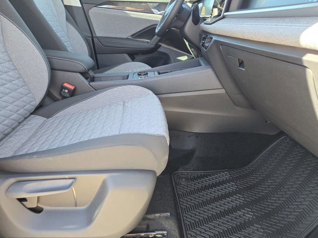 New 2026 Volkswagen Tiguan S image 11