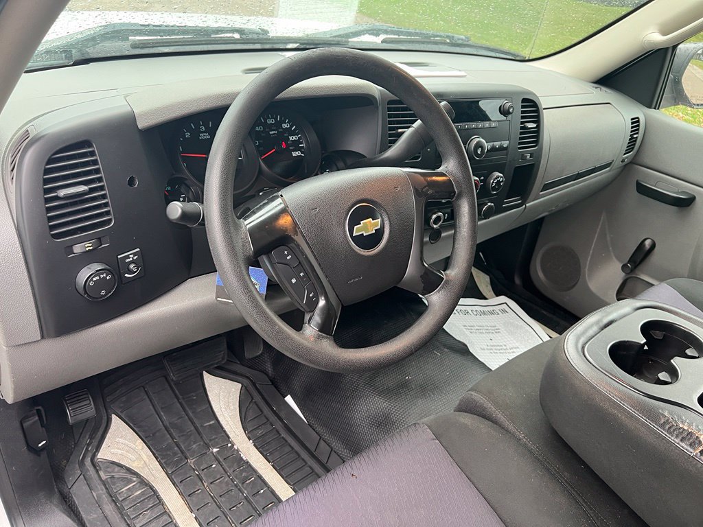 Used 2011 Chevrolet Silverado 1500 W/T RWD image 13