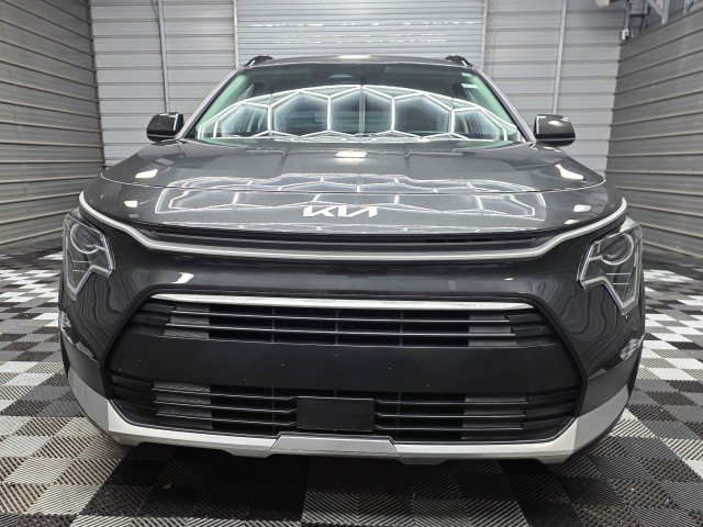 Used 2024 Kia Niro EX FWD image 4