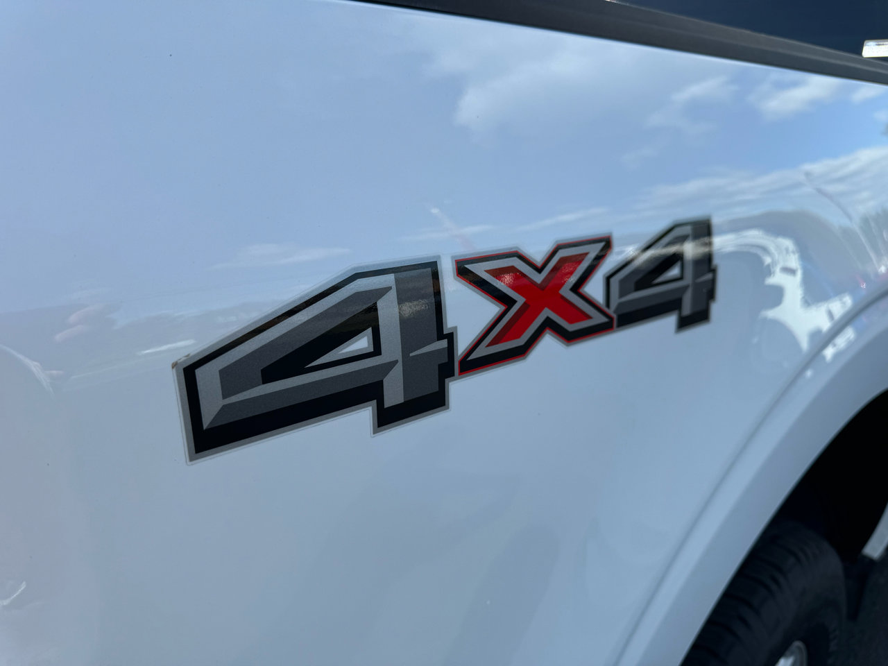 Used 2022 Ford F150 XLT w/ Trailer Tow Package image 10