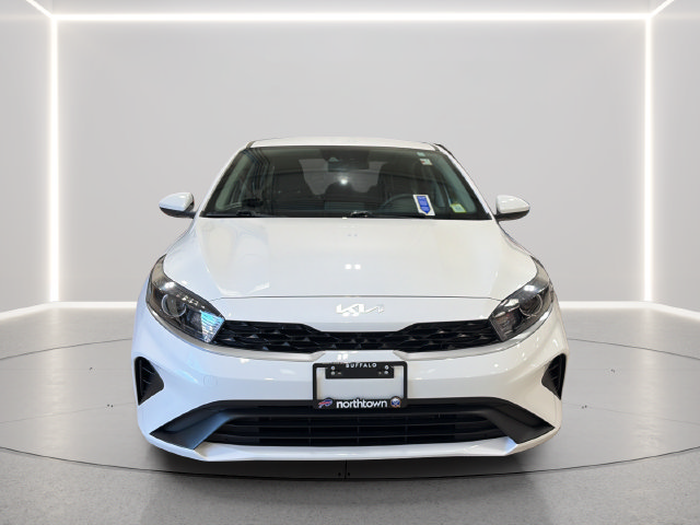 Used 2022 Kia Forte LXS FWD image 9