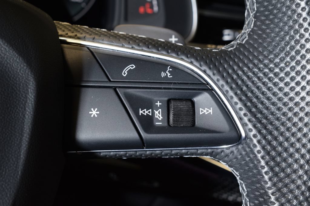 Used 2023 Audi SQ8 Prestige w/ Prestige Package AWD/4WD image 20