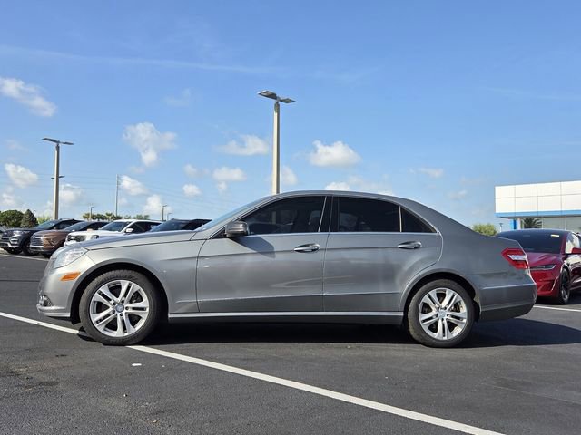 Used 2011 Mercedes-Benz E 350 Sedan image 3