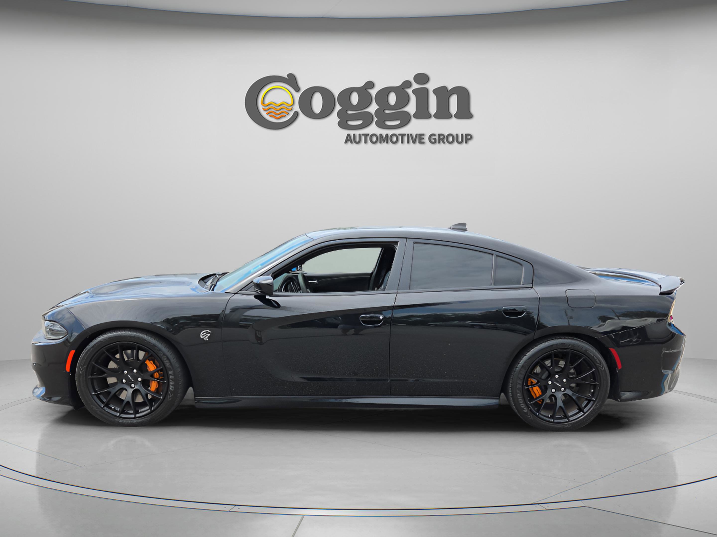 Used 2019 Dodge Charger SRT Hellcat w/ Harman/Kardon Audio Group RWD image 2