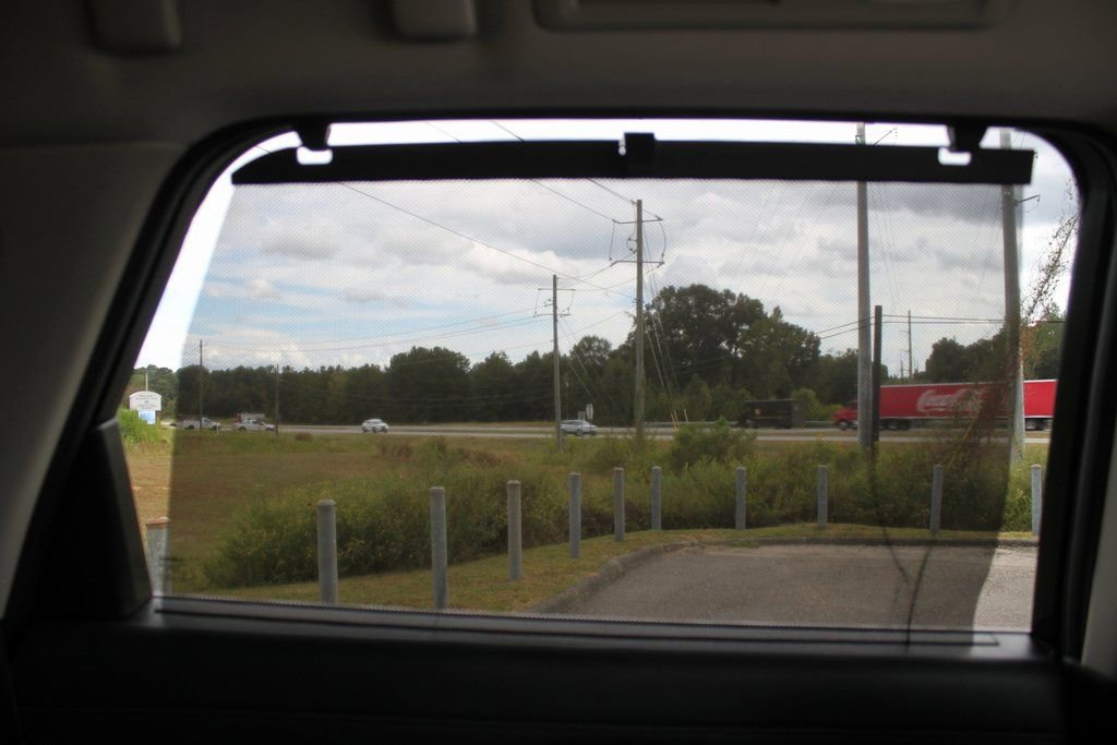 Used 2023 Nissan Pathfinder SL w/ Lighting Package (N92) image 12