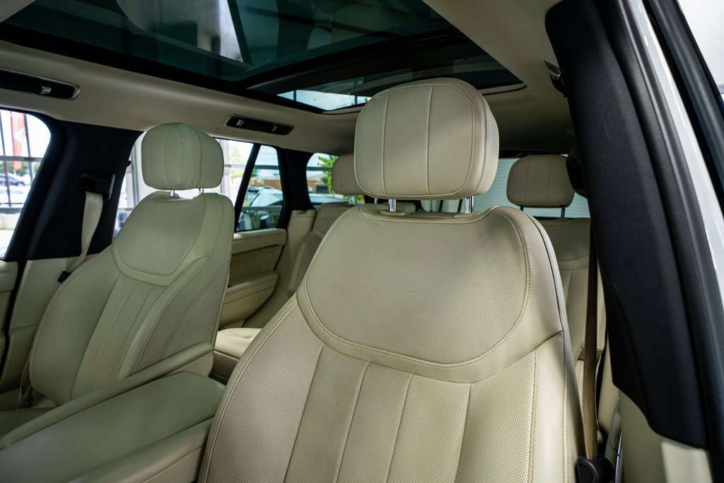 Used 2024 Land Rover Range Rover SE image 36