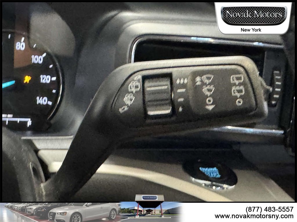 Used 2022 Ford Explorer XLT w/ Equipment Group 202A image 20