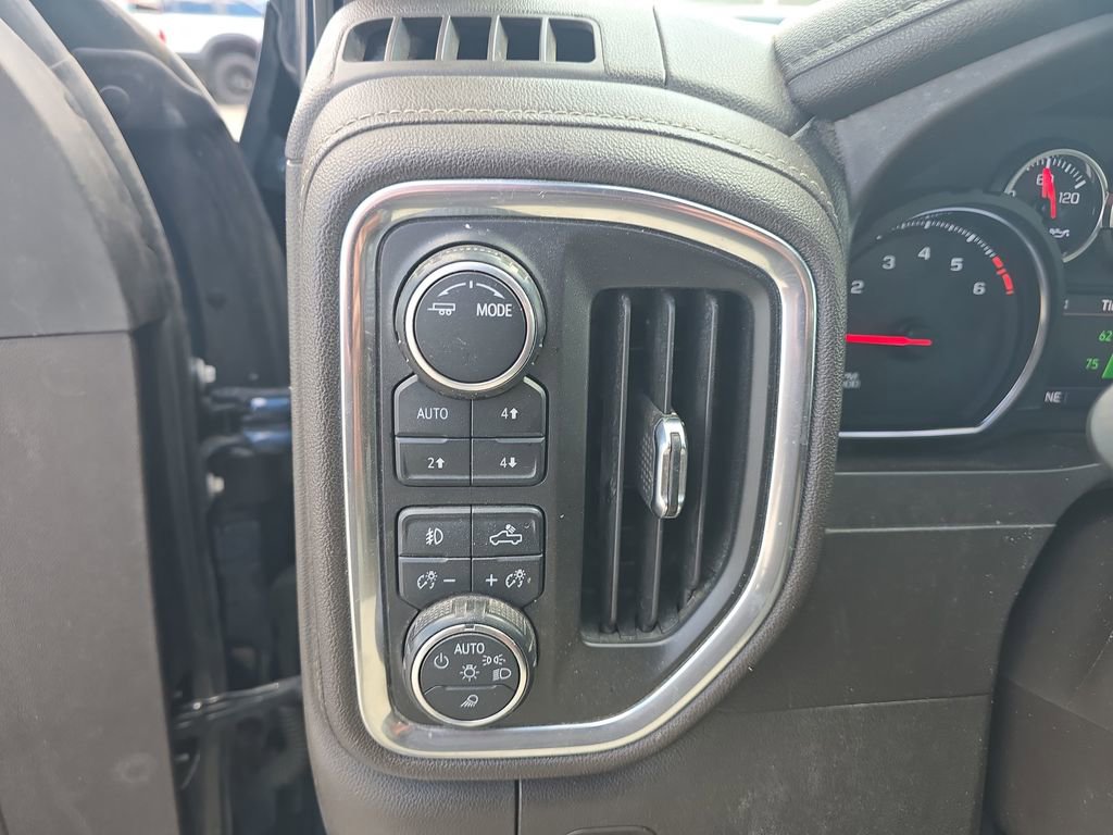 Used 2020 Chevrolet Silverado 3500 LTZ w/ LTZ Convenience Package AWD/4WD image 29
