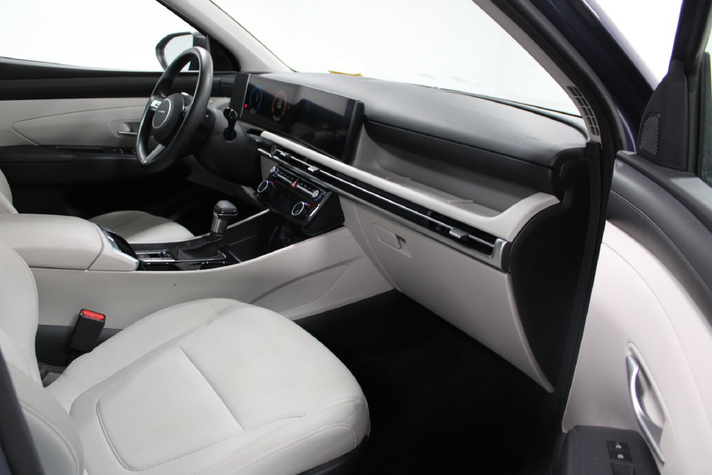 Used 2025 Hyundai Tucson SEL FWD image 19