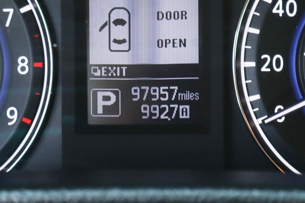 Used 2015 INFINITI Q60 Sport Limited image 26