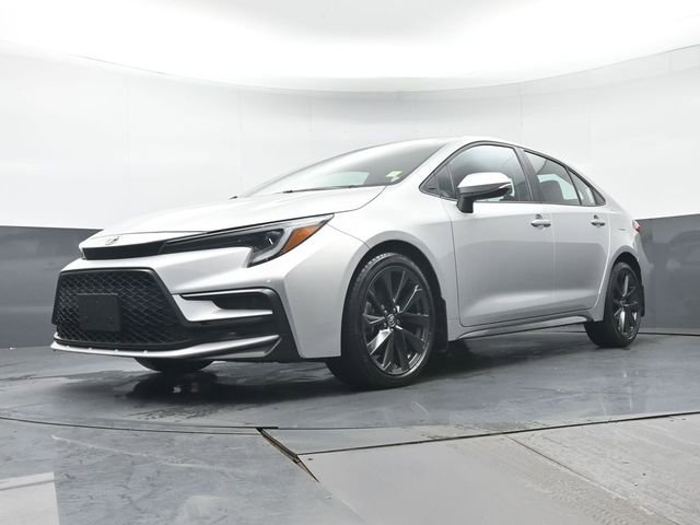 Used 2024 Toyota Corolla SE image 24