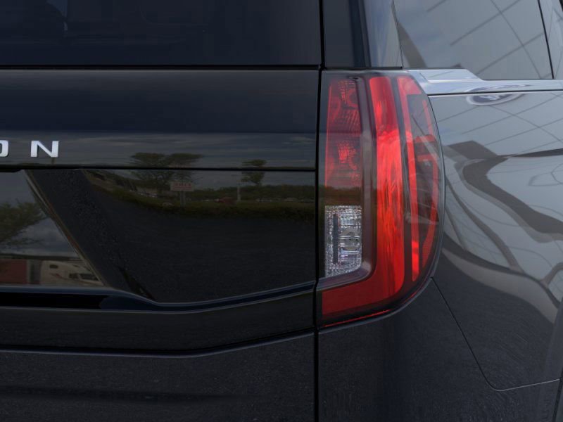 New 2025 Ford Expedition Active image 21