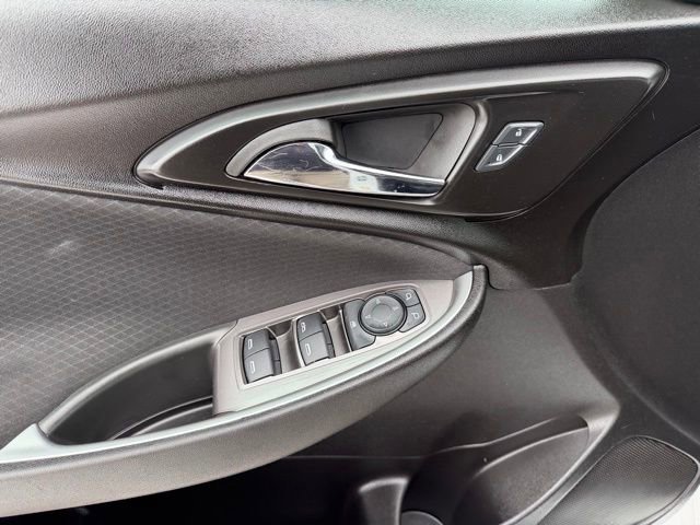 Used 2025 Chevrolet Malibu LT image 27