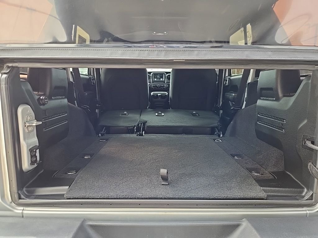 Used 2022 Jeep Wrangler Unlimited Willys image 46