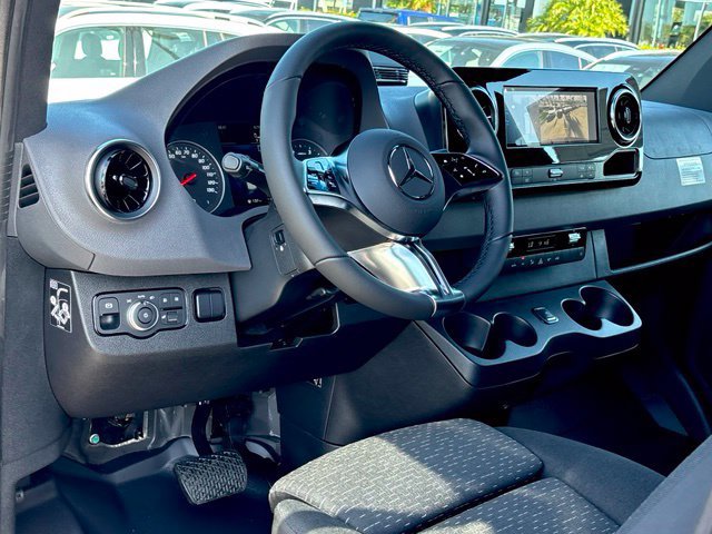 New 2026 Mercedes-Benz Sprinter 2500 image 12