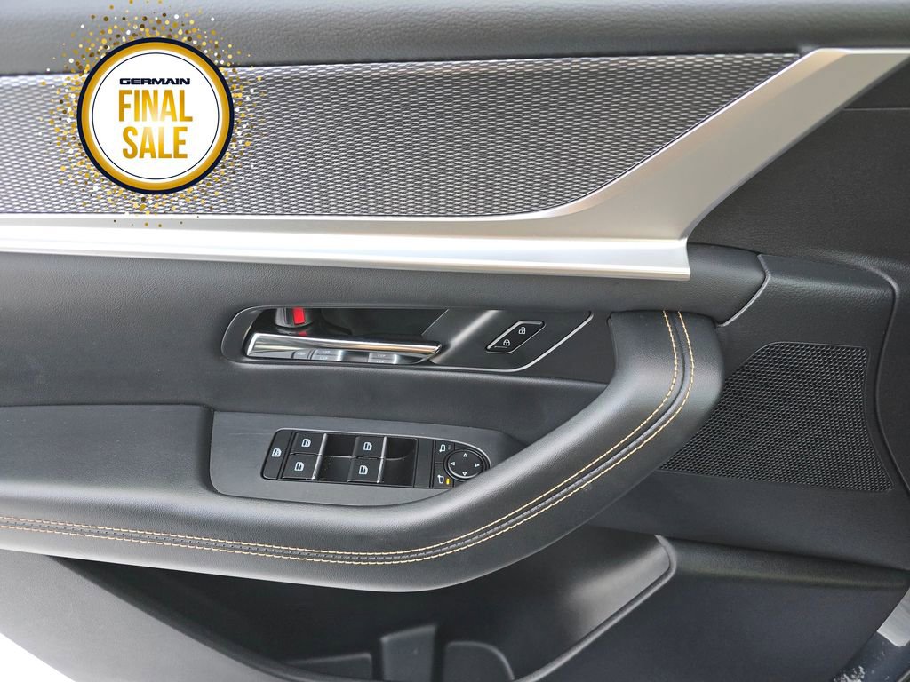 Certified 2025 MAZDA CX-70 3.3 Turbo w/ Preferred Package image 25