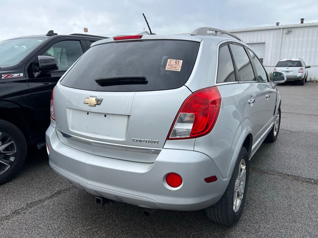Used 2013 Chevrolet Captiva Sport LT FWD image 6