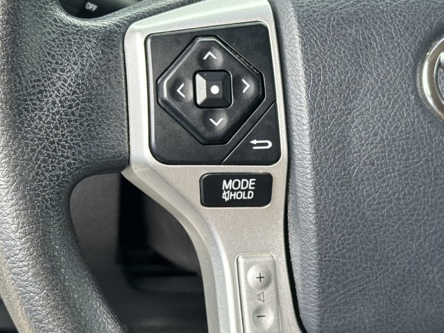 Used 2014 Toyota Tundra SR5 w/ SR5 Upgrade Package AWD/4WD image 29