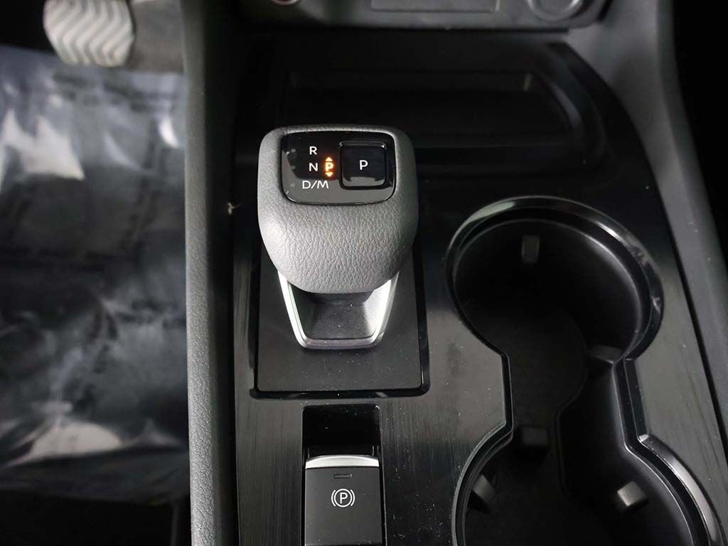 Used 2023 Nissan Rogue S AWD/4WD image 40
