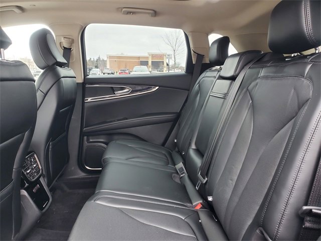 Certified 2023 Lincoln Nautilus Reserve image 36