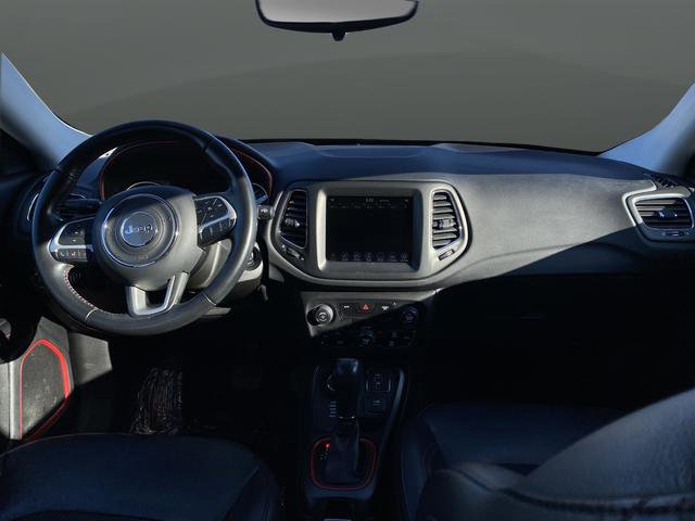 Used 2019 Jeep Compass Trailhawk image 5