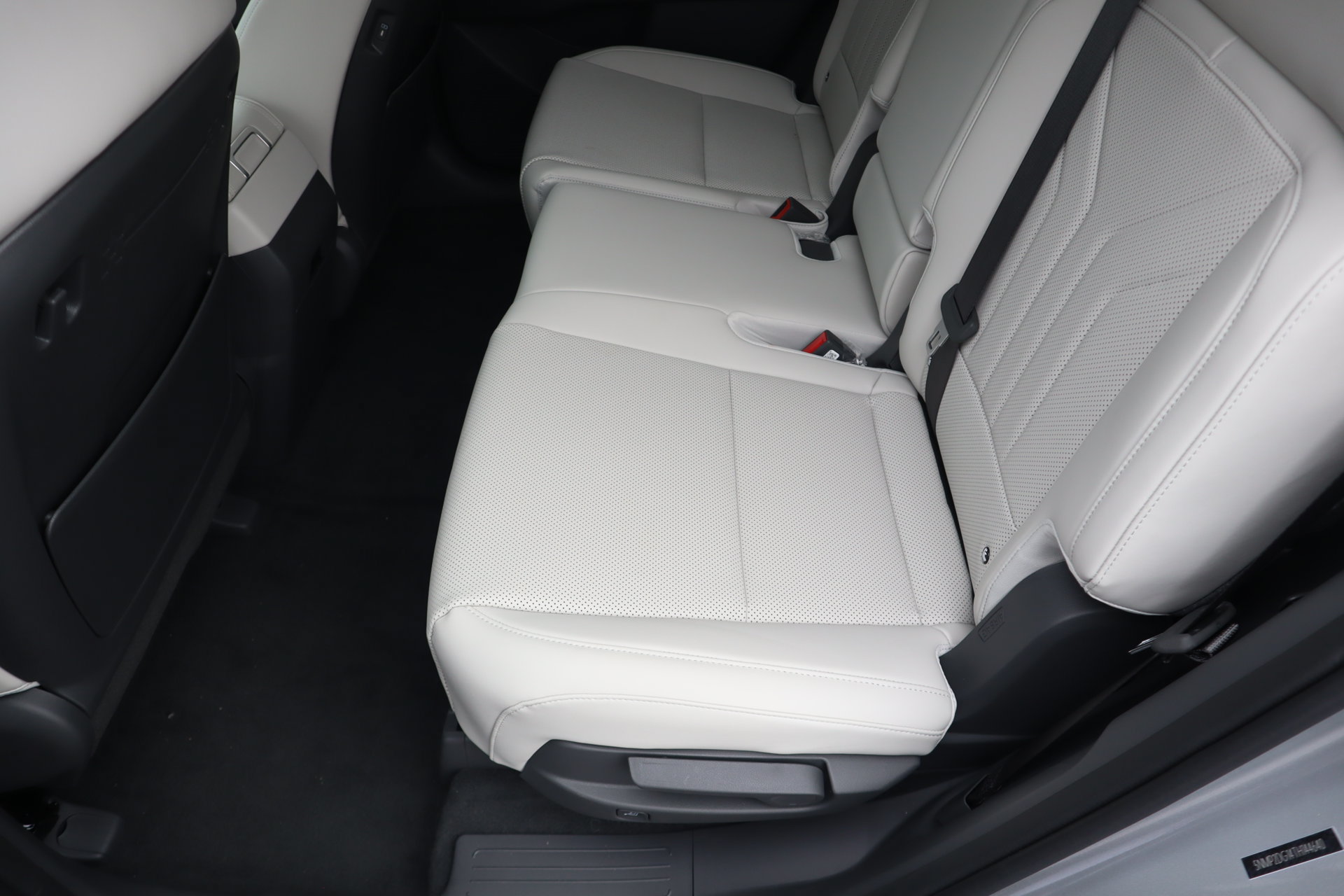 New 2026 Hyundai Santa Fe SEL AWD/4WD image 11