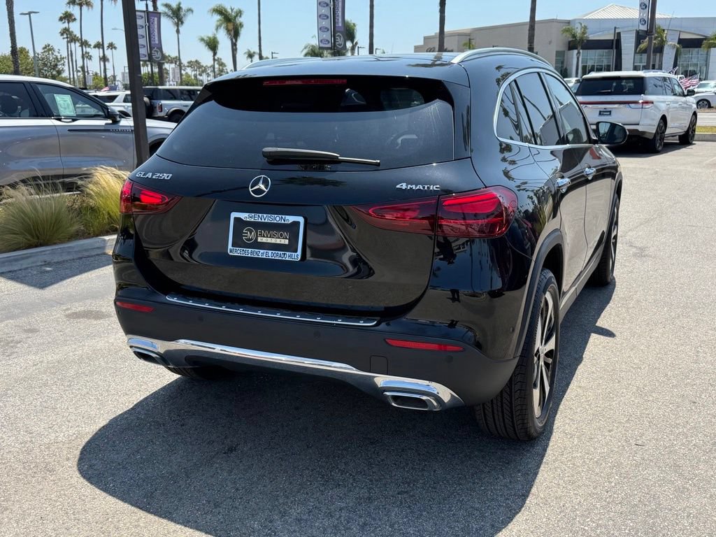 Used 2025 Mercedes-Benz GLA 250 4MATIC image 12