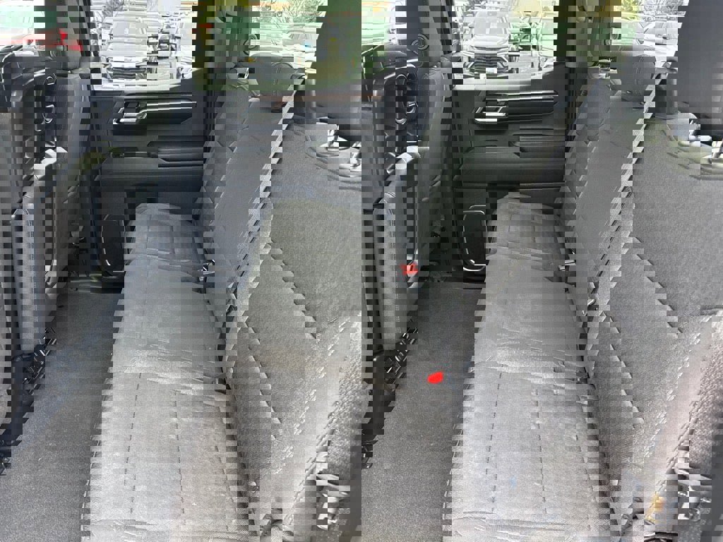 Used 2023 Chevrolet Silverado 1500 LT image 6