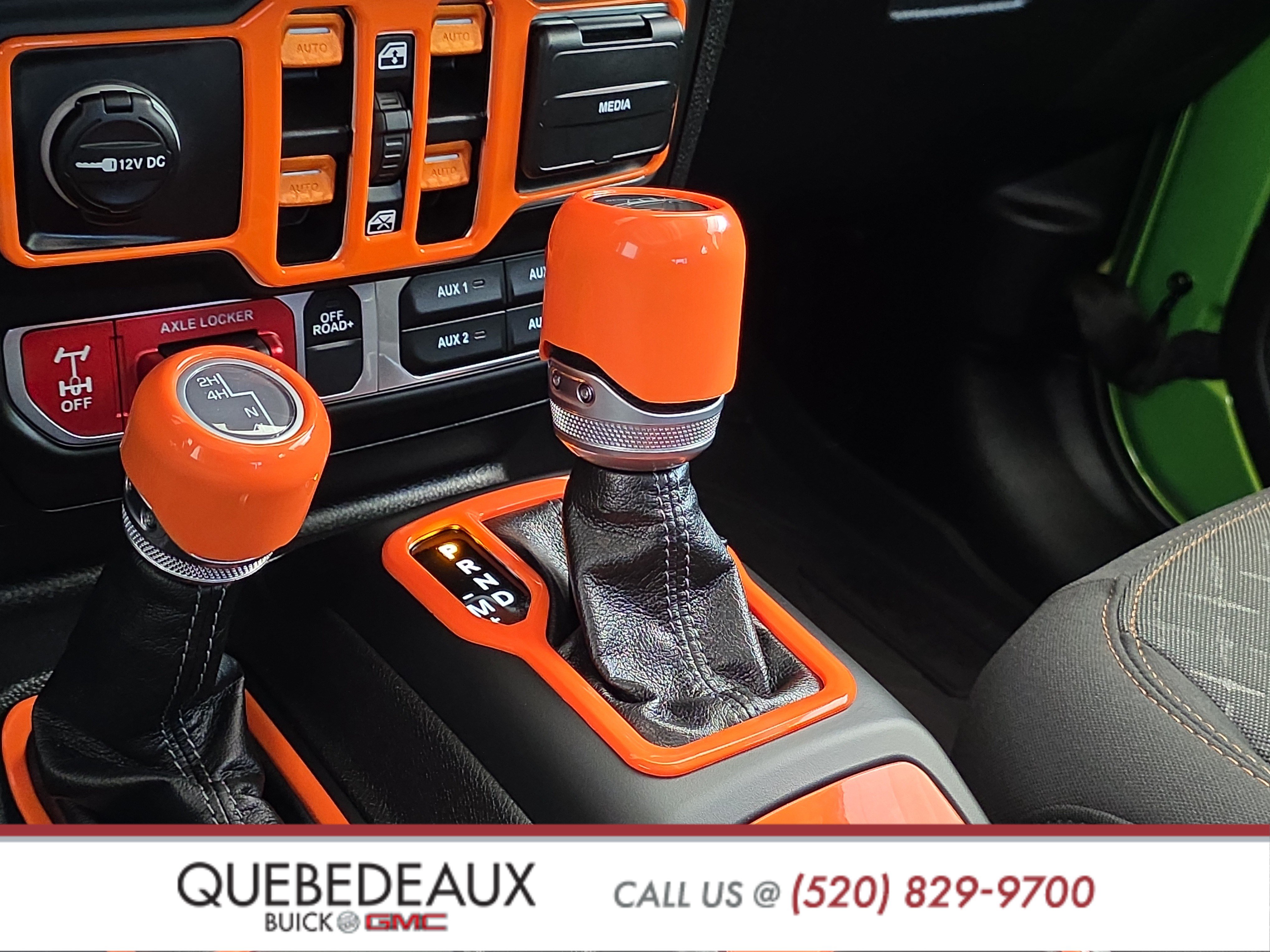 Used 2025 Jeep Gladiator Mojave w/ Steel Bumper Group AWD/4WD image 24