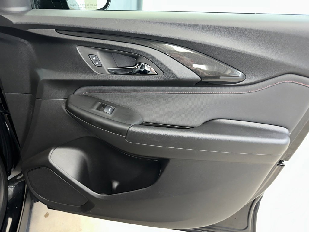 Certified 2023 Chevrolet TrailBlazer RS w/ Convenience Package image 28