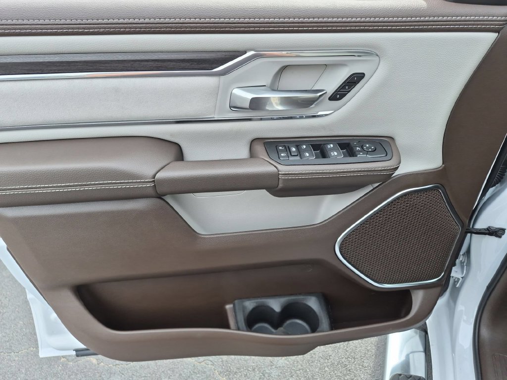 New 2027 RAM 1500 Laramie AWD/4WD image 9