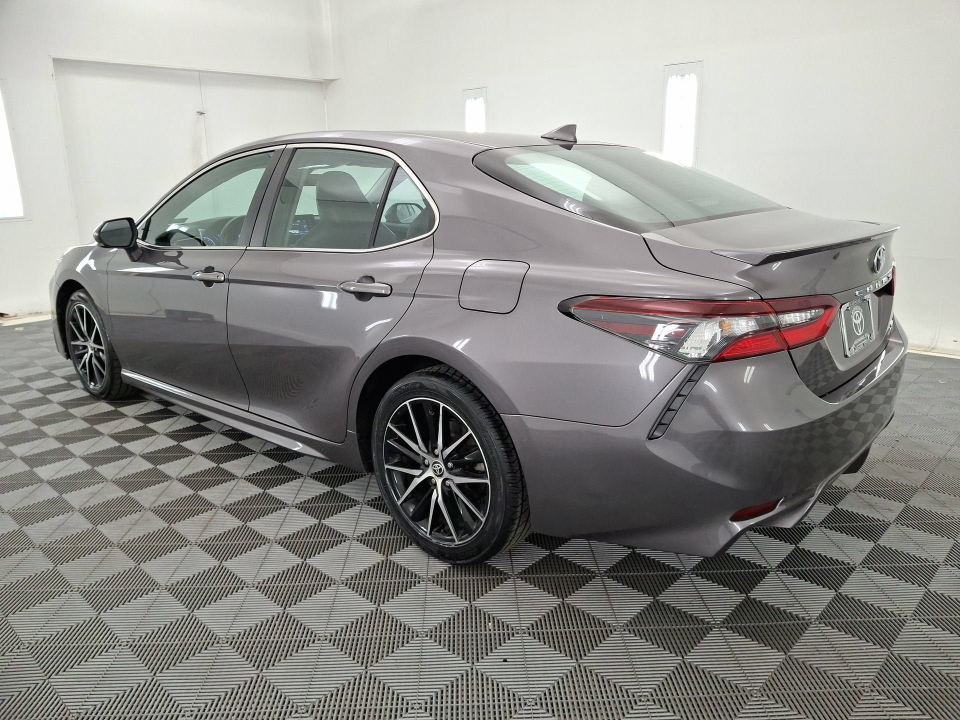 Certified 2023 Toyota Camry SE FWD image 21