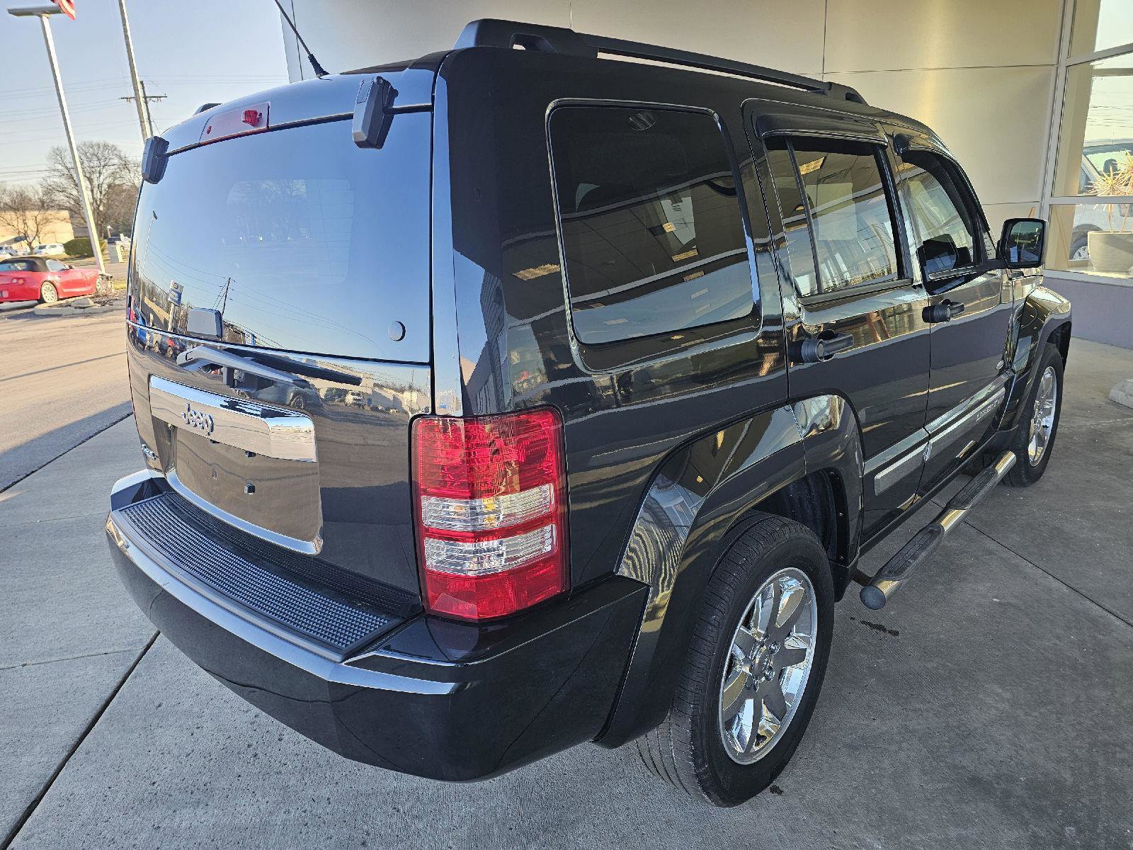 Used 2012 Jeep Liberty Sport image 5