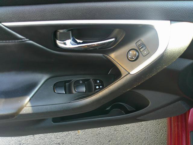 Used 2015 Nissan Altima 2.5 S w/ Power Driver Seat Package image 8