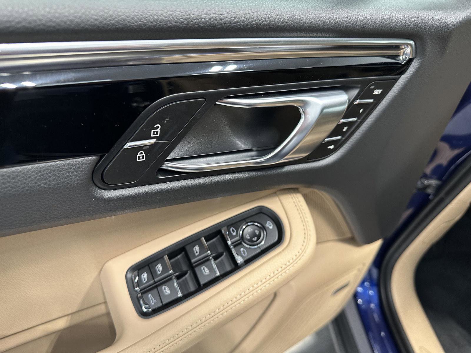 Certified 2026 Porsche Macan Turbo image 16