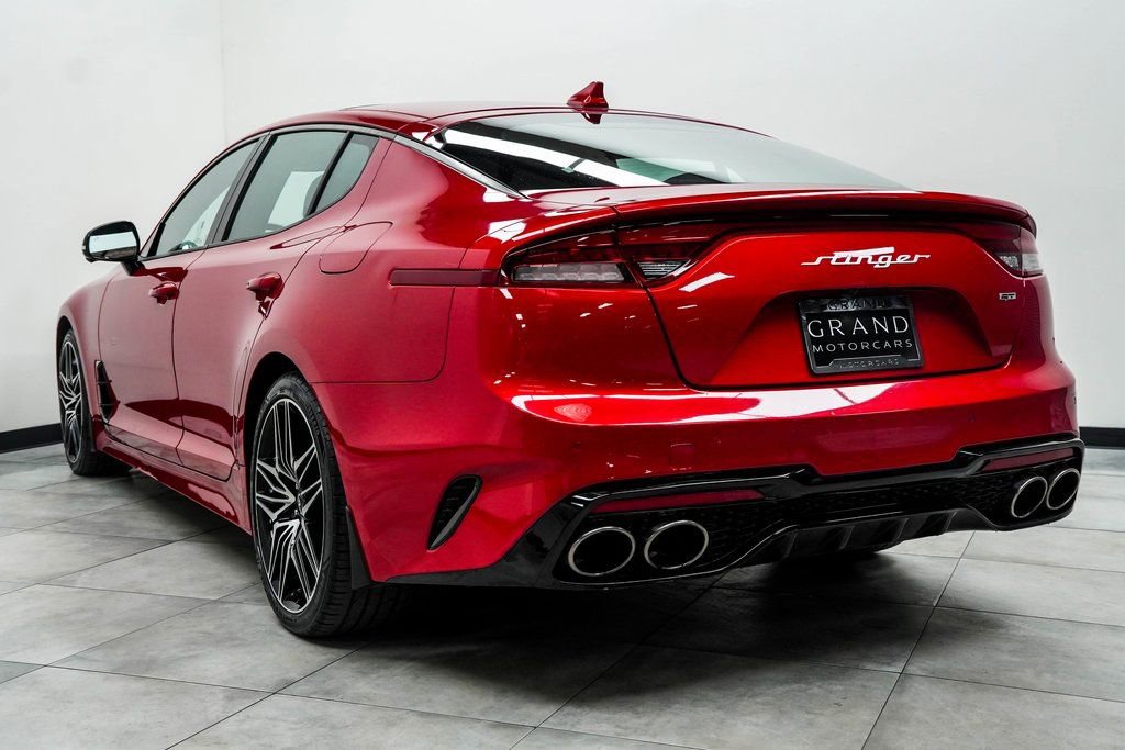 Used 2023 Kia Stinger GT2 RWD image 11