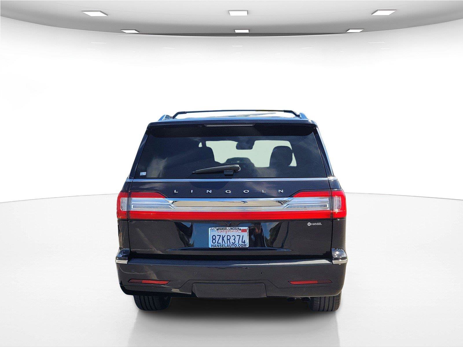 Used 2021 Lincoln Navigator L Reserve AWD/4WD image 7