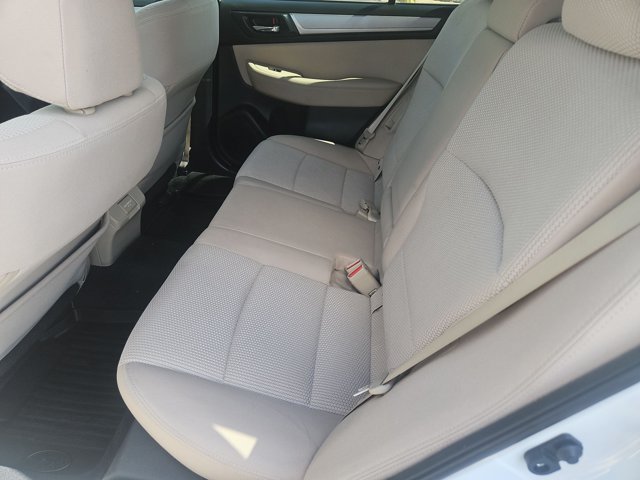Used 2018 Subaru Outback 2.5i Premium AWD/4WD image 18