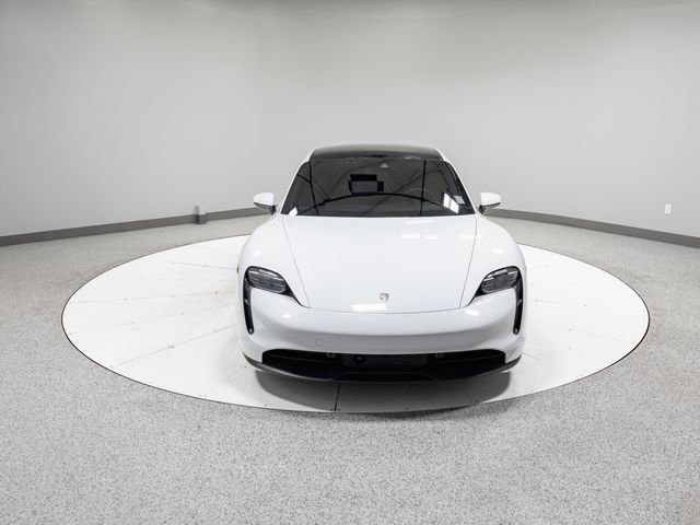 Used 2022 Porsche Taycan 4S image 30