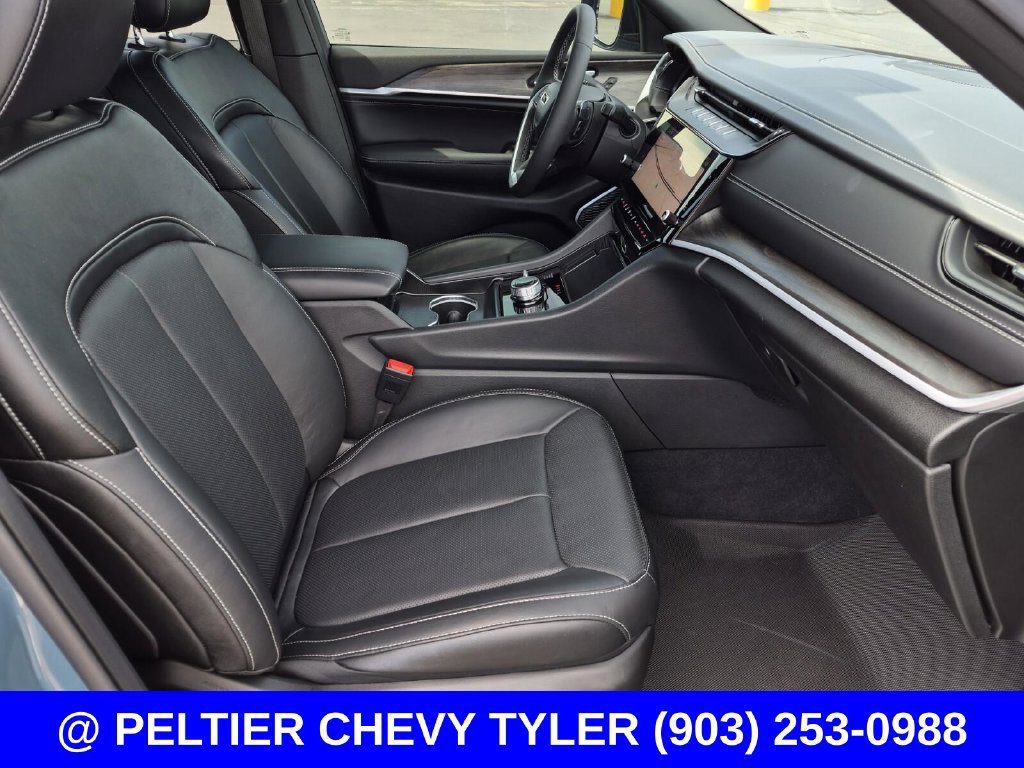 Used 2026 Jeep Grand Cherokee L Limited AWD/4WD image 12