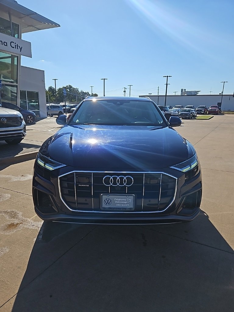 Used 2022 Audi Q8 Premium Plus w/ Premium Plus Package image 2